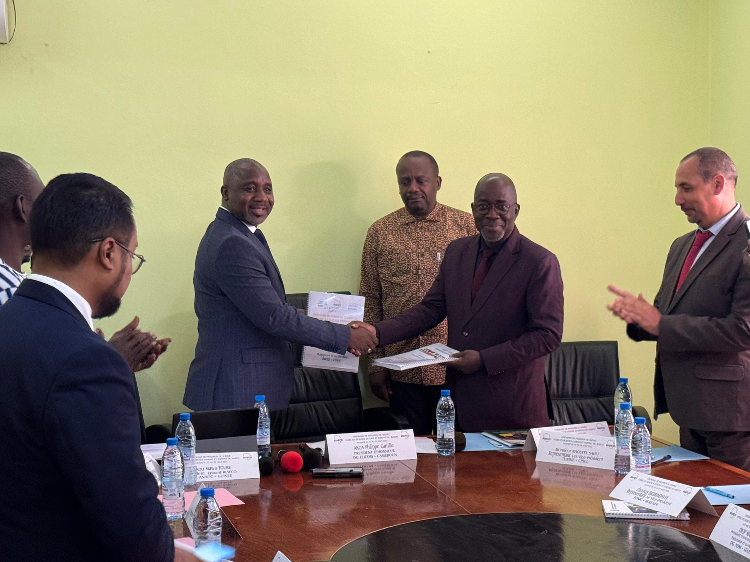 À Yaoundé, Sékou Mawa Touré prend les rênes du RIAFCO lors d’une cérémonie de passation solennelle